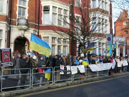 Звернення до всіх редакторів ЗМІ України від London Euromaidan